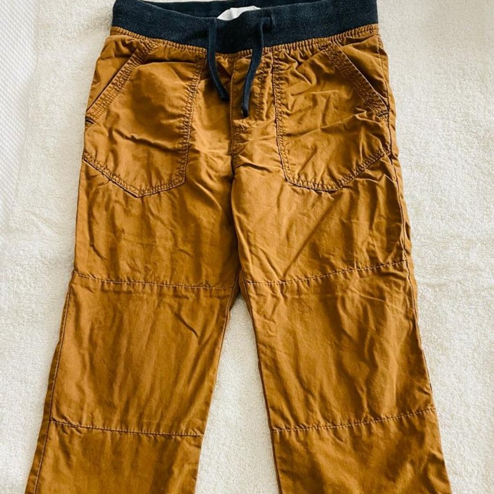 H & M CARGO PANTS BOYS SIZE 4 - 5 YEARS
